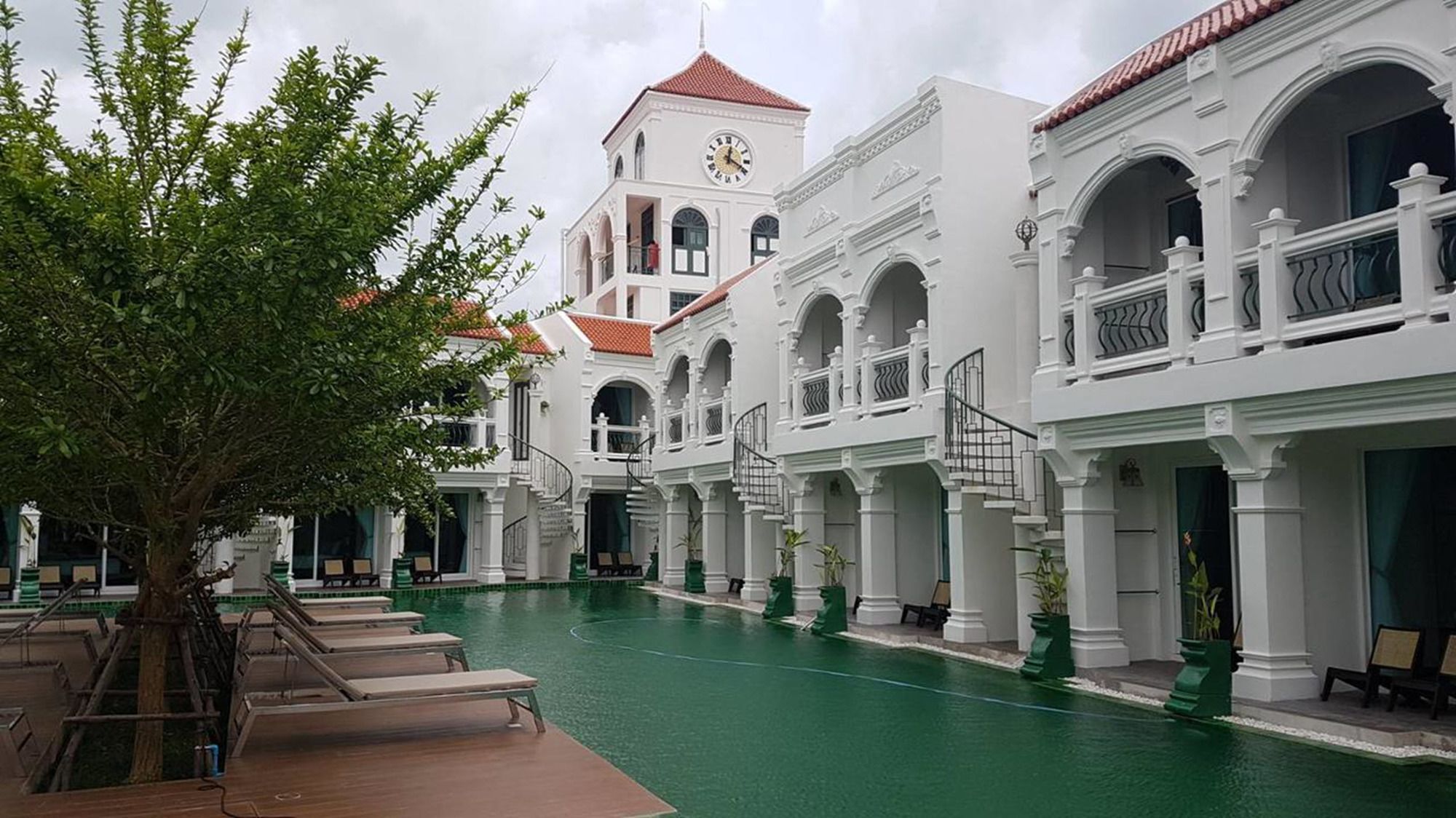 Supicha Pool Access Hotel - Sha Plus Phuket Exterior foto